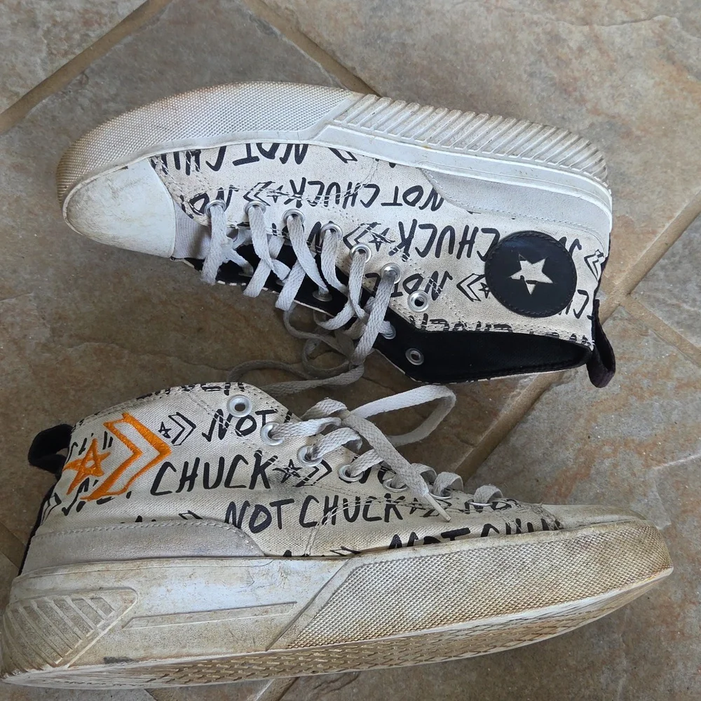 Converse Not Chuck Graphic High-Top Sneakers Thrashed Sz 9.5 - Picture 8 of 17